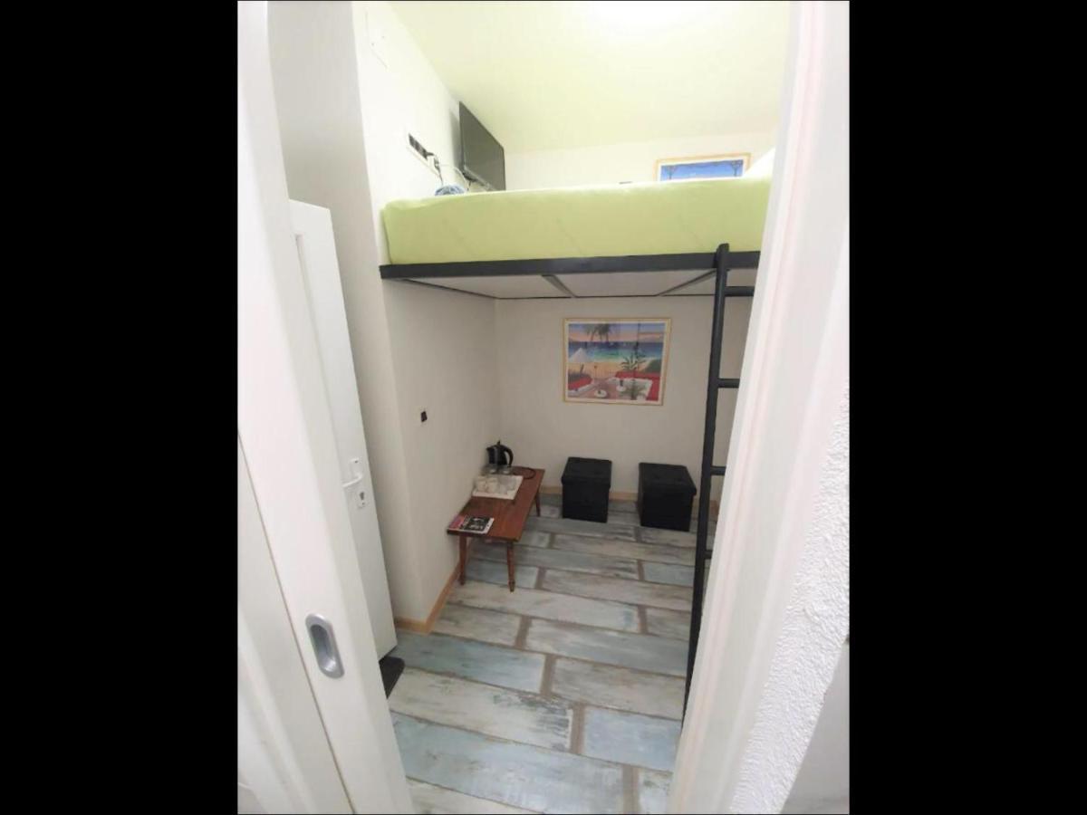 D Room Old Town Center 자다르 외부 사진